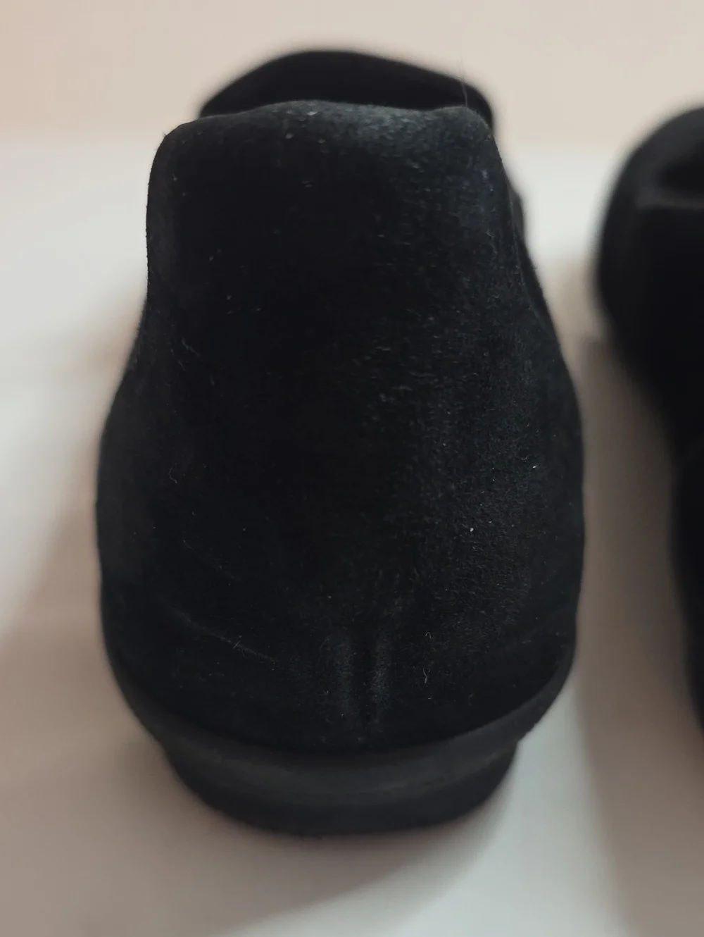 CLARKS SARA POPPY SLIP ON FLATS LOAFERS BLACK SUEDE VGUC LADIES SIZE 9.5 W